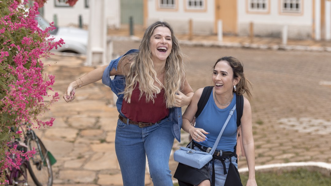Com dia